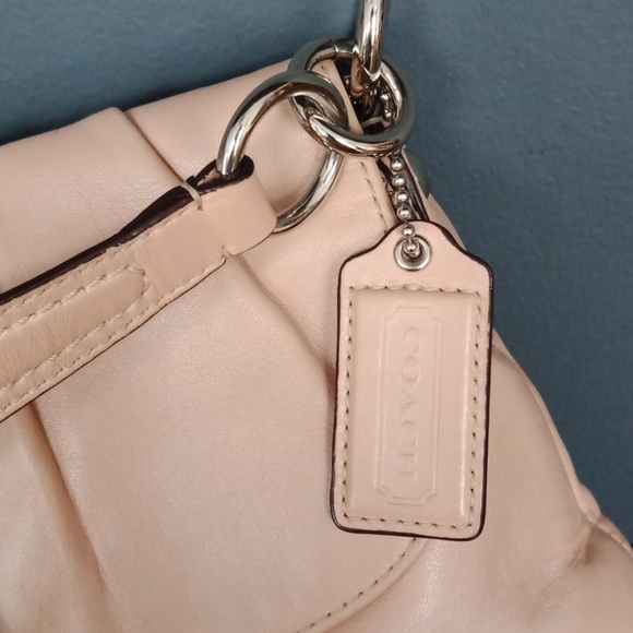 Coach  Soho flap houlder bag - Picture 3 of 16